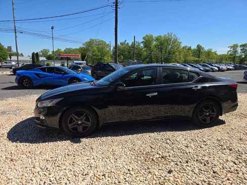 Used 2021 Nissan Altima 2.5 S FWD image 3