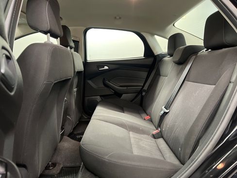 Certified 2018 Ford Focus SE w/ Cold Weather Package image 25