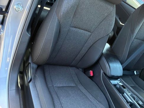 Used 2025 Honda Accord SE image 19