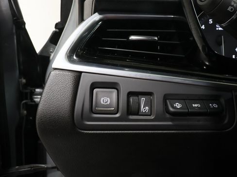 Used 2024 Cadillac XT6 Sport image 19