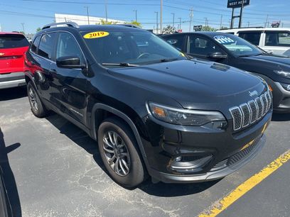 Used 2019 Jeep Cherokee Latitude Plus w/ Cold Weather Group