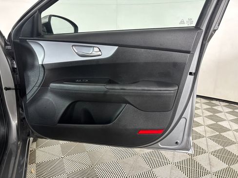 Used 2024 Kia Forte LXS FWD image 26