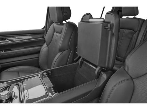 Certified 2024 Jeep Wagoneer Series III w/ Premium Group I AWD/4WD image 14