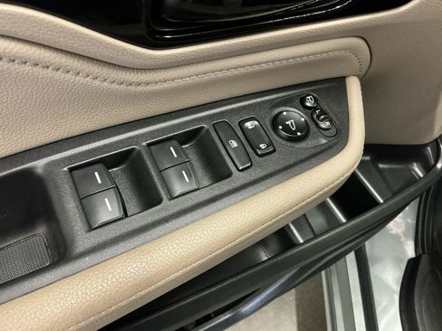 Used 2018 Honda Odyssey Elite image 20