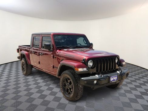 Used 2021 Jeep Gladiator Sport AWD/4WD image 6