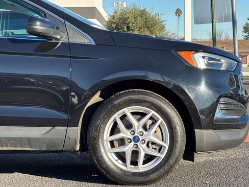 Used 2022 Ford Edge SEL image 35