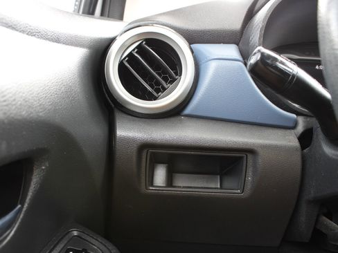 Used 2023 Nissan Versa SV w/ Trunk Package FWD image 23
