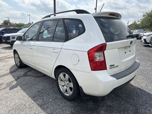 Used 2009 Kia Rondo LX FWD image 10