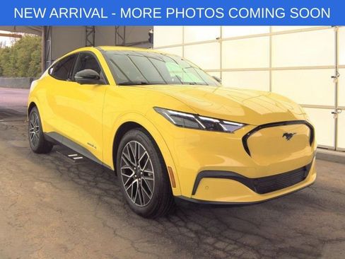 Used 2025 Ford Mustang Mach-E Premium AWD/4WD image 3