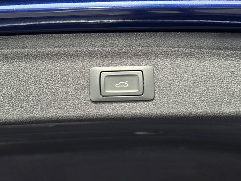 Used 2022 Audi Q3 2.0T Premium Plus AWD/4WD image 10