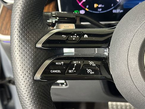 Certified 2025 Mercedes-Benz GLC 300 4MATIC image 27