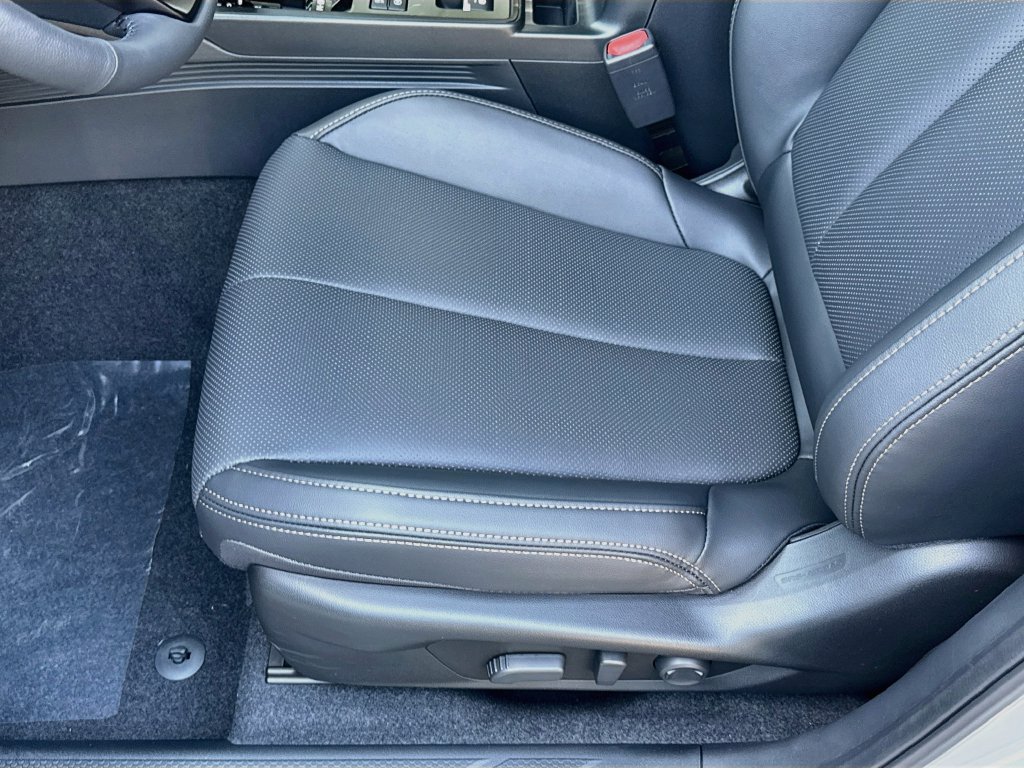 New 2026 Subaru Outback Limited AWD/4WD image 24