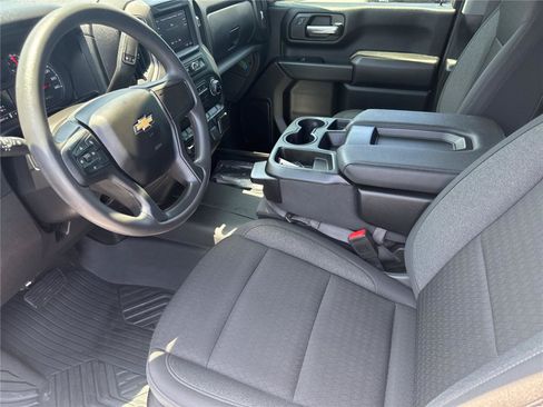 Used 2024 Chevrolet Silverado 2500 Custom w/ Custom Value Package AWD/4WD image 10