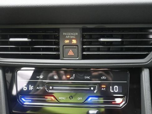 Used 2025 Volkswagen Jetta S FWD image 13