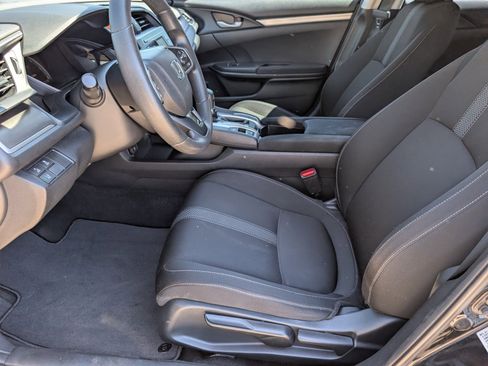 Used 2019 Honda Civic LX image 9