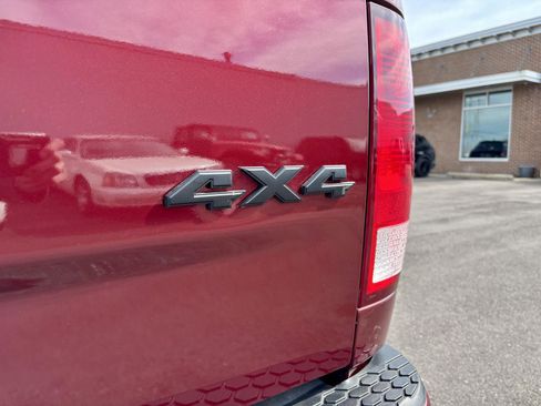 Used 2019 RAM 1500 Express w/ Express Value Package AWD/4WD image 25