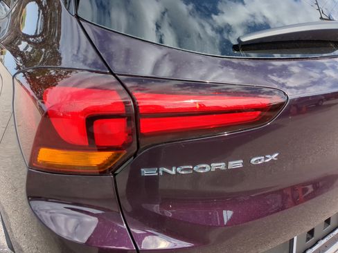 Certified 2021 Buick Encore GX Select w/ Experience Buick Package image 10