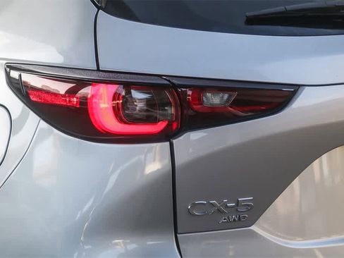Used 2023 MAZDA CX-5 AWD 2.5 S w/ Select Package image 9