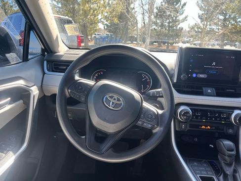 Used 2024 Toyota RAV4 XLE image 19