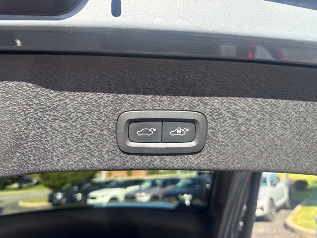 Used 2023 Volvo C40 P8 Recharge Plus w/ Climate Package AWD/4WD image 11