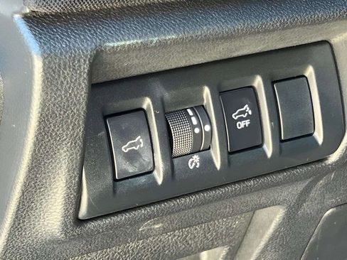 Used 2020 Subaru Outback Premium w/ Popular Package #1 AWD/4WD image 24