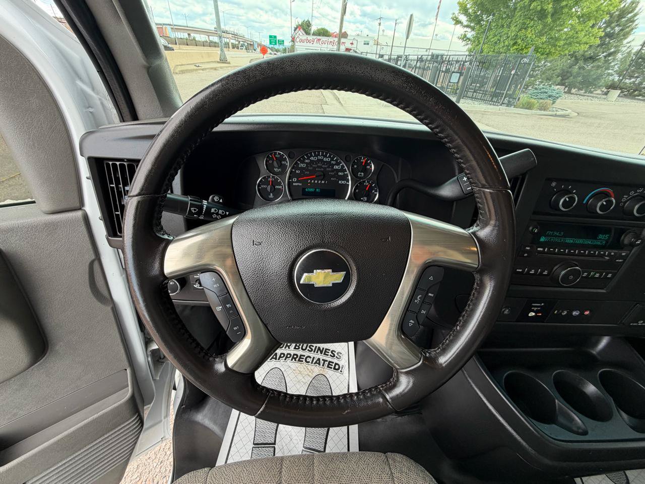 Used 2019 Chevrolet Express 3500 w/ Power Convenience Package RWD image 13