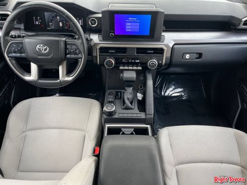 Used 2025 Toyota Tundra SR5 w/ TRD Off-Road Package AWD/4WD image 15