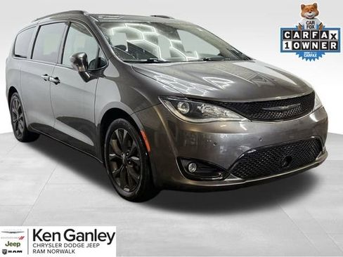 Used 2020 Chrysler Pacifica Limited image 1
