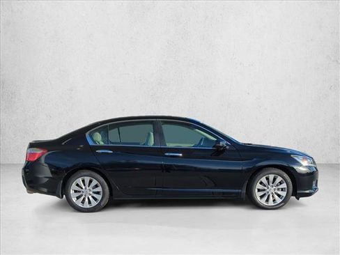 Used 2014 Honda Accord EX image 4
