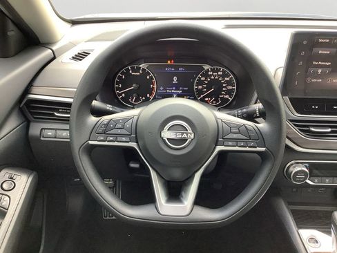 New 2025 Nissan Altima 2.5 SV w/ SV Special Edition Package image 19