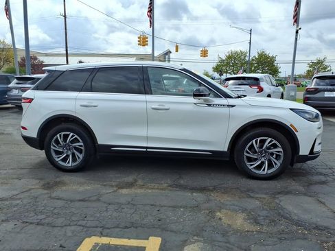 Used 2023 Lincoln Corsair AWD w/ Equipment Group 101A image 8