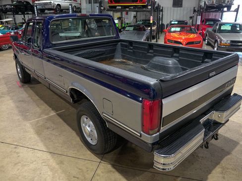 Used 1994 Ford F250 XLT image 16