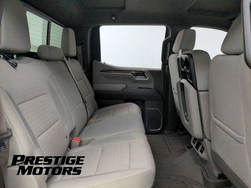 Used 2024 GMC Sierra 1500 SLE w/ Preferred Package AWD/4WD image 27