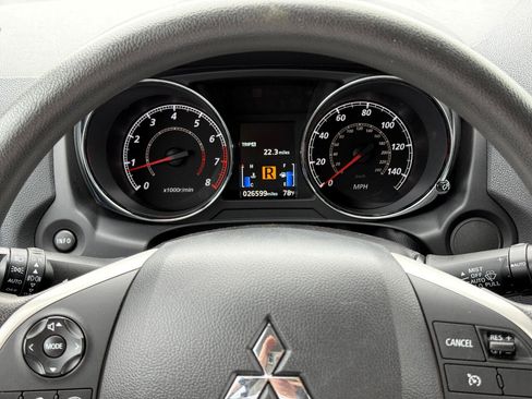 Used 2021 Mitsubishi Outlander Sport ES image 10
