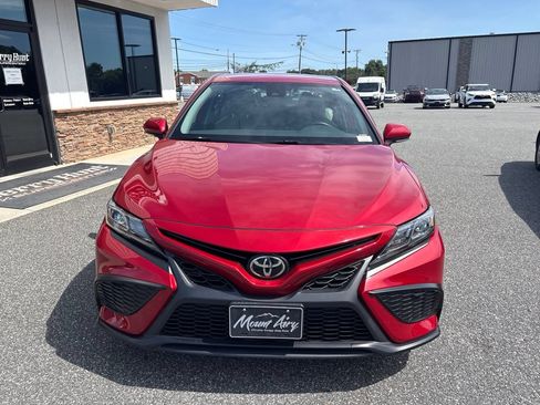 Used 2021 Toyota Camry SE w/ Cold Weather Package AWD/4WD image 10