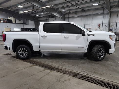 Used 2021 GMC Sierra 1500 AT4 w/ AT4 Value Package image 2