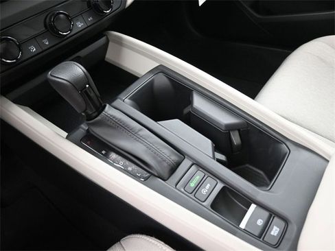 New 2025 Honda Accord SE image 31