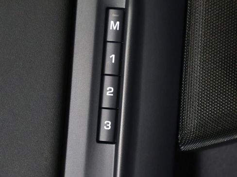 Used 2024 Land Rover Range Rover Evoque S AWD/4WD image 36