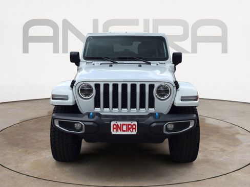 Used 2022 Jeep Wrangler Unlimited Sahara w/ Cold Weather Group AWD/4WD image 5