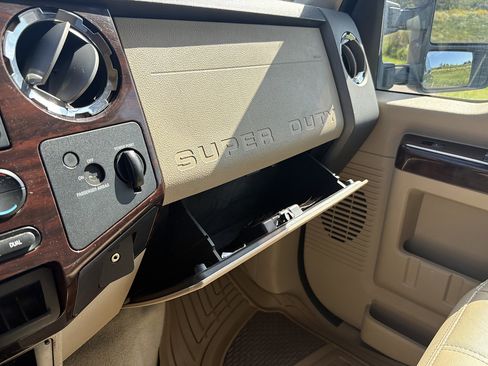 Used 2008 Ford F250 Lariat AWD/4WD image 32