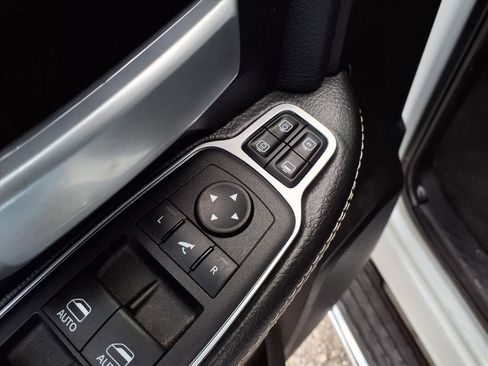 Used 2024 RAM 2500 Big Horn w/ Bed Utility Group image 19