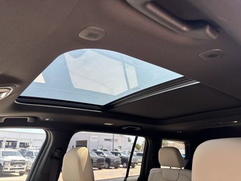 New 2026 Jeep Grand Cherokee L Limited RWD image 22