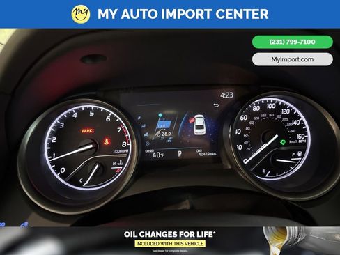 Used 2021 Toyota Camry SE image 18