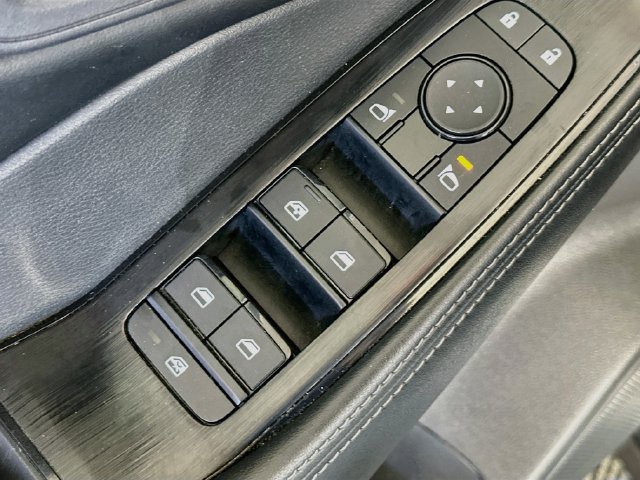 Used 2024 Nissan Rogue SV FWD image 19