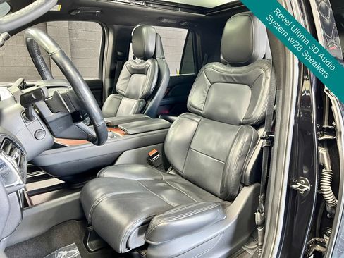 Used 2022 Lincoln Navigator Reserve AWD/4WD image 8