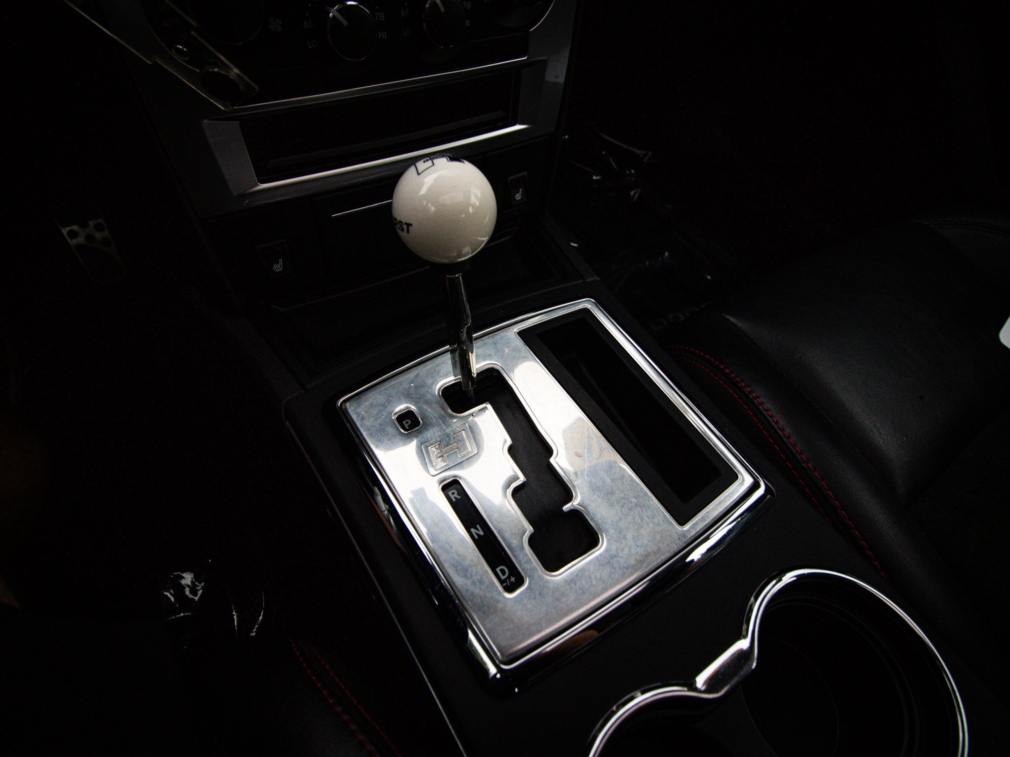Used 2009 Dodge Charger R/T RWD image 25