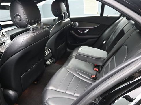 Used 2020 Mercedes-Benz C 300 4MATIC Sedan image 12