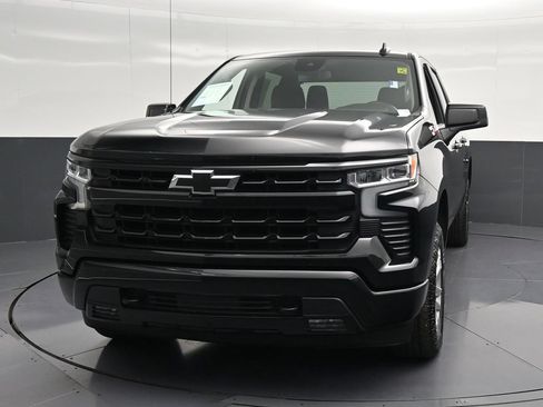 Used 2024 Chevrolet Silverado 1500 RST w/ Z71 Off-Road Package AWD/4WD image 6