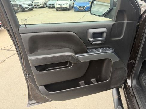 Used 2018 Chevrolet Silverado 1500 LT w/ All Star Edition image 9