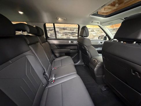 Used 2025 Hyundai Santa Fe XRT image 31